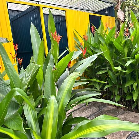 Hide Away Bungalows In Ben Tre City Exterior foto